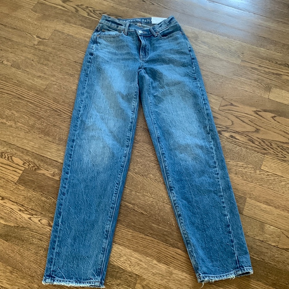 American Eagle NWT wide-legged jeans